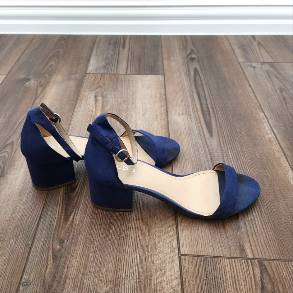 Aldo Strappy Block Heel Suede Blue Sandals 7